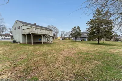 87 Lynnfield Ter, Lopatcong Township, NJ 08865 - Photo 5