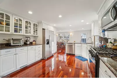 27 Fairview Ave, West Orange Township, NJ 07052 - Photo 19