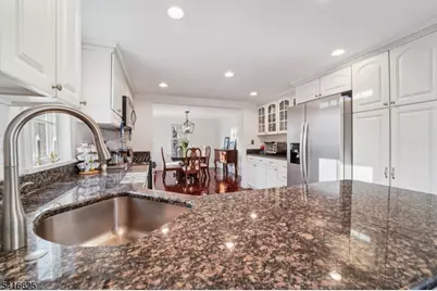 27 Fairview Ave, West Orange Township, NJ 07052 - Photo 21