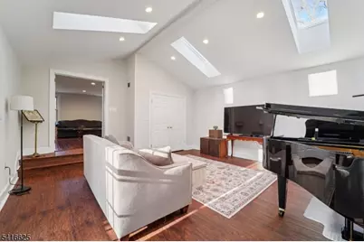 27 Fairview Ave, West Orange Township, NJ 07052 - Photo 13