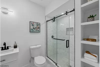 3 Terrace Pl, Belleville, NJ 07109 - Photo 5