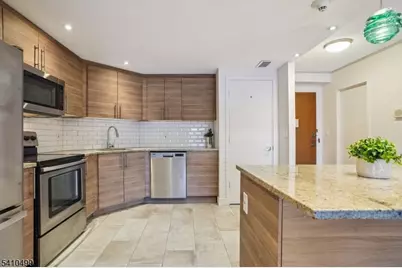 2 Claridge Dr #1FW, Verona, NJ 07044 - Photo 11