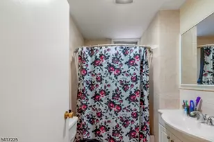 761 Kennedy Blvd, Bayonne, NJ 07002 - Photo 21