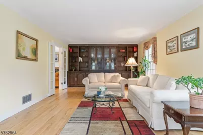 3 Beaver Brook Dr, Washington Township, NJ 07853 - Photo 7