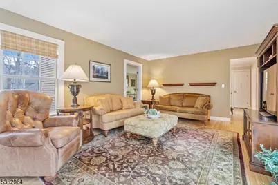 3 Beaver Brook Dr, Washington Township, NJ 07853 - Photo 9