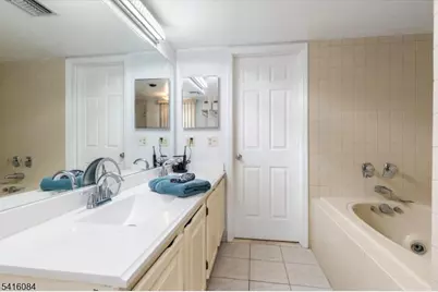 2 Crystal Ln, Paterson, NJ 07501 - Photo 15