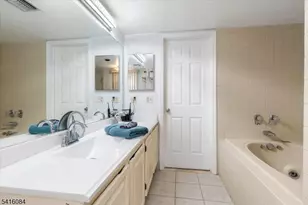 2 Crystal Ln, Paterson, NJ 07501 - Photo 15