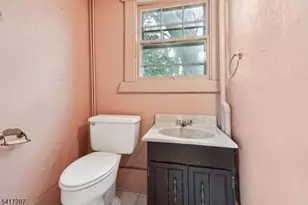 60 Berkeley Ave, Bloomfield, NJ 07003 - Photo 13