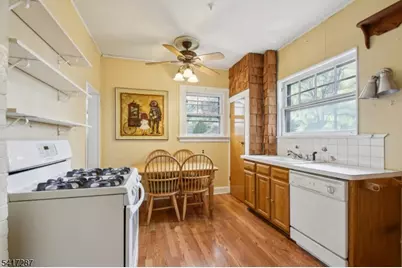 60 Berkeley Ave, Bloomfield, NJ 07003 - Photo 5