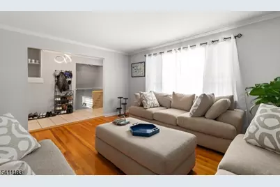 27 Viewpoint Rd, Wayne, NJ 07470 - Photo 5