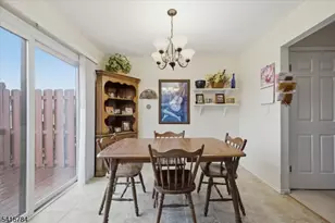 262 Spruce Ct, Raritan Township, NJ 08822 - Photo 11