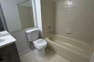 32 Columbus Dr, Franklin Township, NJ 08823 - Photo 23