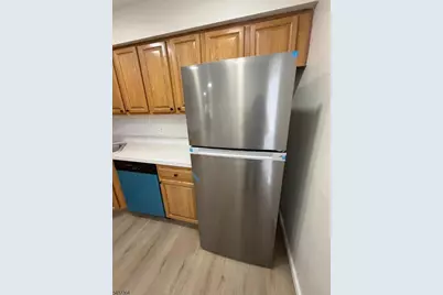 32 Columbus Dr, Franklin Township, NJ 08823 - Photo 11