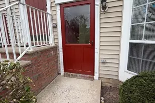 32 Columbus Dr, Franklin Township, NJ 08823 - Photo 3