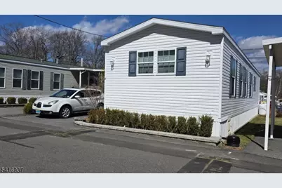 10 Makepeace Dr #10, Jefferson Township, NJ 07438 - Photo 1