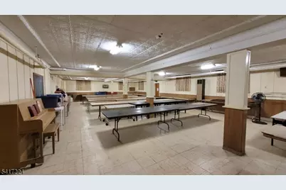 221 Spring St, Paterson, NJ 07503 - Photo 11