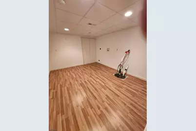 12 Village Ln, Sparta Township, NJ 07871 - Photo 9