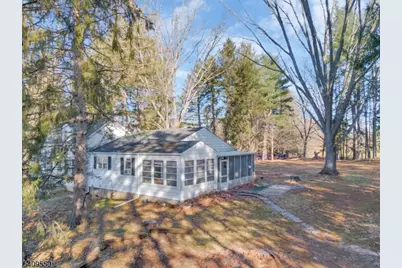 109 Lilac Dr, Clinton Township, NJ 08801 - Photo 3