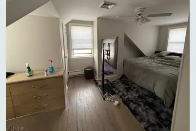 28-27 Sheridan Pl, Fair Lawn, NJ 07410 - Photo 5