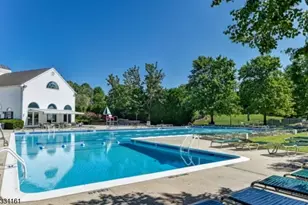 28 Commonwealth Dr, Bernards Township, NJ 07920 - Photo 15