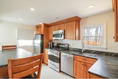 18 Duncan Ln, Rockaway, NJ 07866 - Photo 7