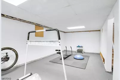 18 Duncan Ln, Rockaway, NJ 07866 - Photo 15