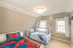 9 N Hillside Ave, Chatham, NJ 07928 - Photo 15