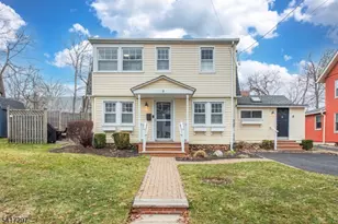 9 N Hillside Ave, Chatham, NJ 07928 - Photo 1