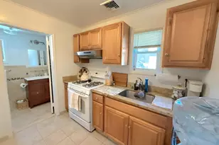 56 Martin Rd, Verona, NJ 07044 - Photo 3