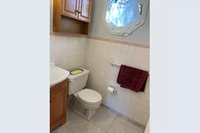 17B Garden Dr, Elmwood Park, NJ 07407 - Photo 19