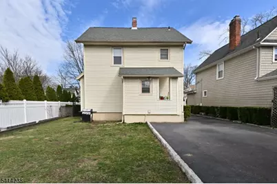 99 Christie St, Ridgefield, NJ 07660 - Photo 5