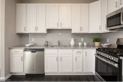 42 Arlene Ct, Parsippany, NJ 07950 - Photo 5