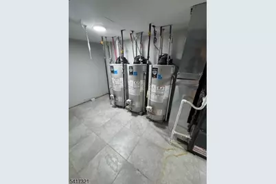 743 S 19th St, Newark, NJ 07103 - Photo 19