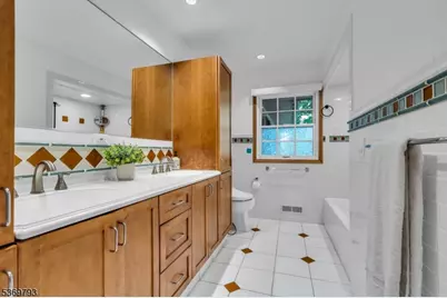 44 Hillcrest Rd, Bridgewater, NJ 08836 - Photo 31