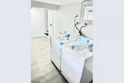 46 Hawkins St, Newark, NJ 07105 - Photo 9