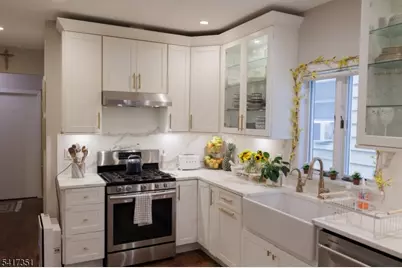 33 Apt1 Claremont Ave #1, Montclair, NJ 07042 - Photo 5