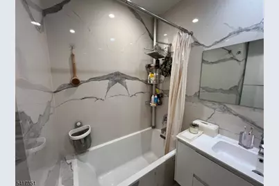 33 Apt1 Claremont Ave #1, Montclair, NJ 07042 - Photo 31