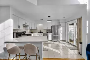 377 Hannah Way, Bridgewater, NJ 08807 - Photo 7