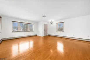 35 Marudy Dr, Clinton, NJ 08809 - Photo 5