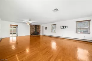 35 Marudy Dr, Clinton, NJ 08809 - Photo 3