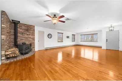 35 Marudy Dr, Clinton, NJ 08809 - Photo 7