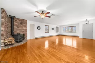 35 Marudy Dr, Clinton, NJ 08809 - Photo 7