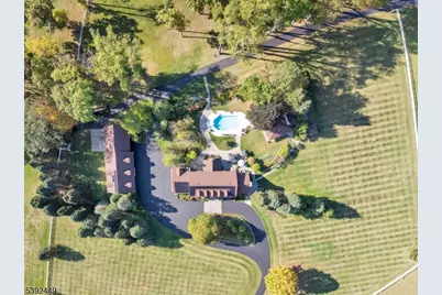 37 Pequest Rd, Green Township, NJ 07821 - Photo 3