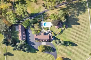 37 Pequest Rd, Green Township, NJ 07821 - Photo 3