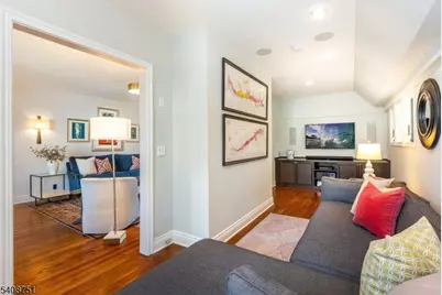 11 Valhalla Way, Verona, NJ 07044 - Photo 7