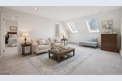 111 Chopin Dr, Wayne, NJ 07470 - Photo 27