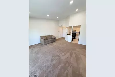 189 Drake Ln, Roxbury Township, NJ 07852 - Photo 3