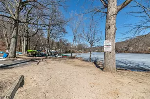 14 Forsgate Dr, Ringwood, NJ 07456 - Photo 23