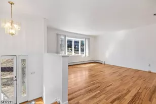 14 Forsgate Dr, Ringwood, NJ 07456 - Photo 3