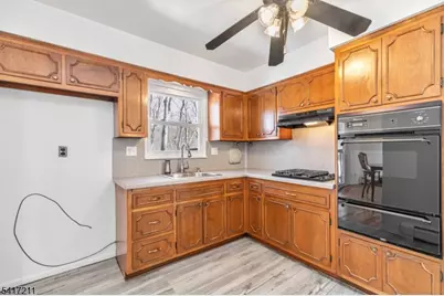 14 Forsgate Dr, Ringwood, NJ 07456 - Photo 9